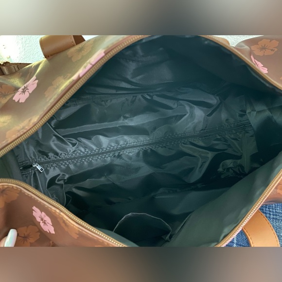 Disney “Stitch” Bioworld 20” Rolling Duffle Bag Luggage - Brown Floral - Picture 10 of 12